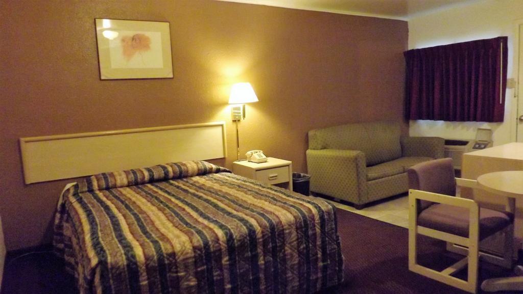 Travelodge By Wyndham Farmington Esterno foto